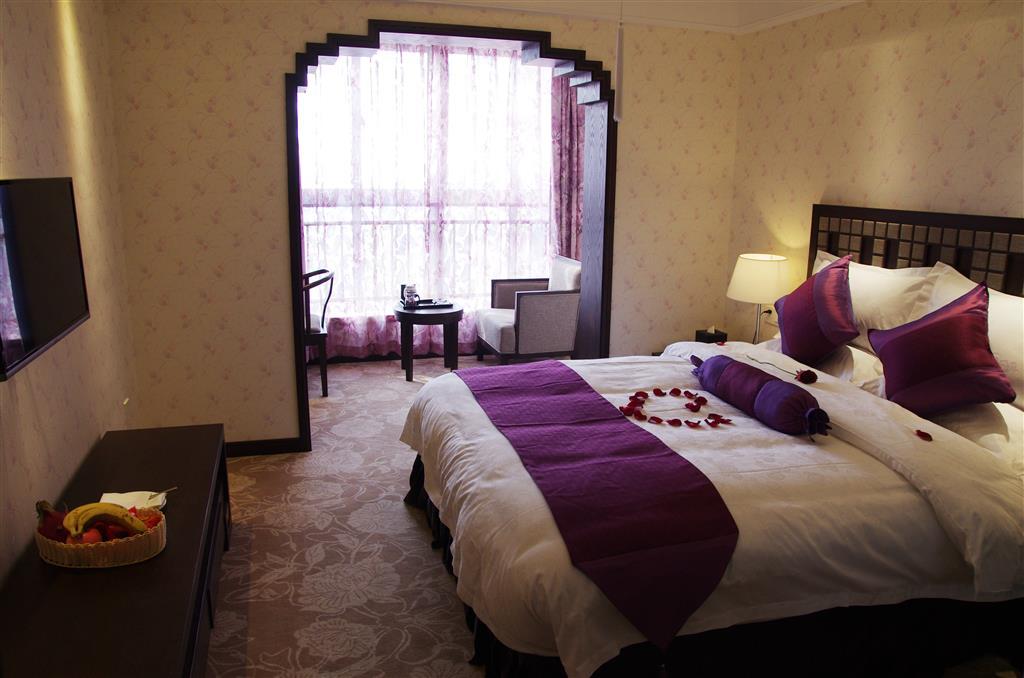 Royal Run Hotel Liêu Thành Phòng bức ảnh